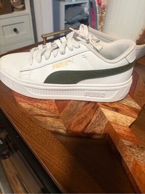 Puma White Leather Sneakers with Olive Accent Size 8